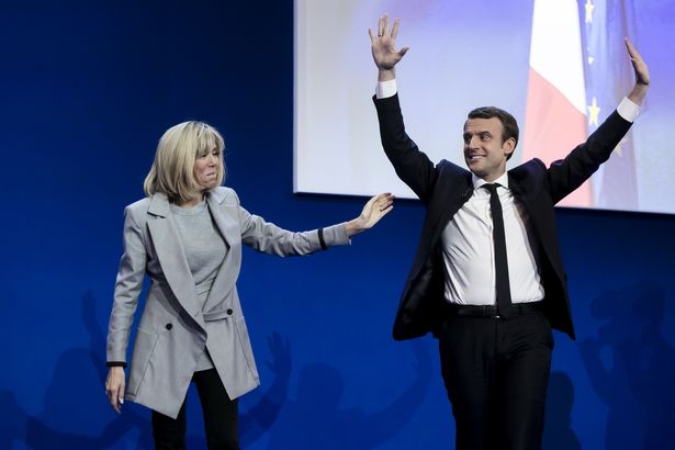 फ्रान्सचे नवे अध्यक्ष,  अनोखी लव्ह स्टोरी, आणि वर्तमानपत्रांच्या हेडलाईन !