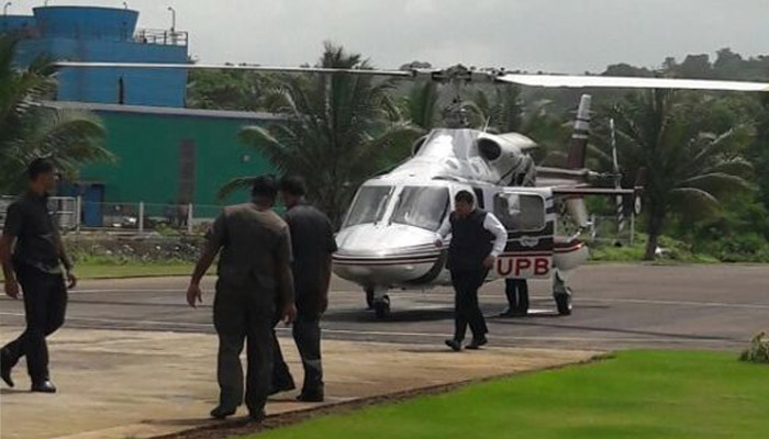 मुख्यमंत्री पुन्हा एकदा हेलिकॉप्टर अपघातातून बचावले